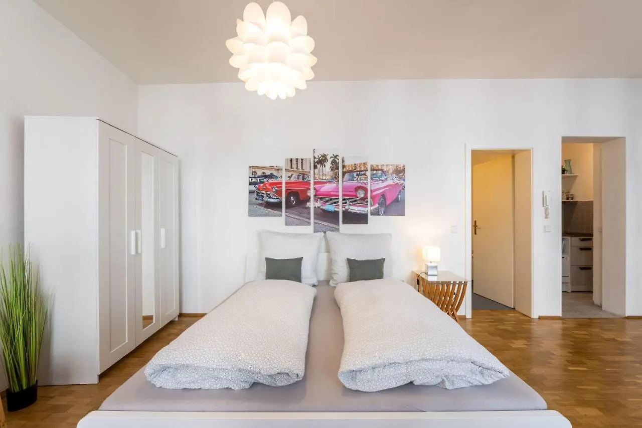 Grosse Altstadtwohnung In Top Lage Zentrum Dresden 0*,  Tyskland